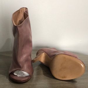 Maison Martin Margiela peep toe bootie